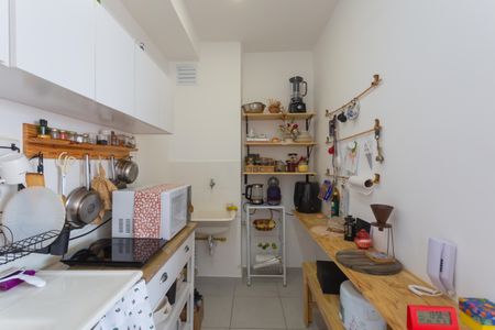 Apartamento para alugar com 34m², 2 quartos e sem vagaCozinha e Área de Serviço