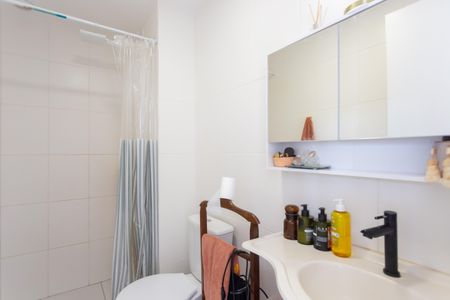 Apartamento para alugar com 34m², 2 quartos e sem vagaBanheiro 