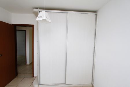 Quarto 2 de apartamento para alugar com 3 quartos, 70m² em Palmares, Belo Horizonte