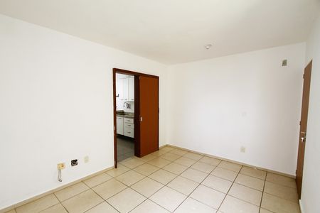 Sala de apartamento para alugar com 3 quartos, 70m² em Palmares, Belo Horizonte