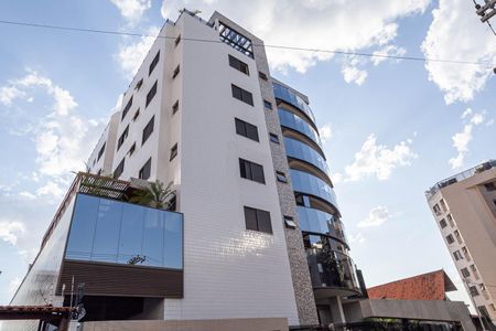 Apartamento à venda com 142m², 3 quartos e 4 vagasFachada