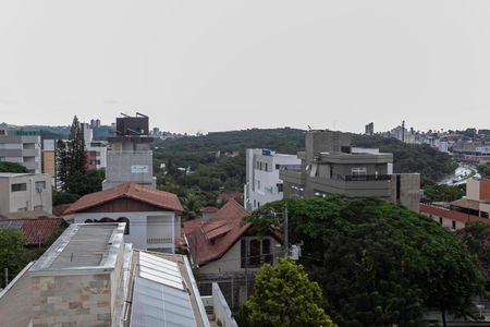 Apartamento à venda com 142m², 3 quartos e 4 vagasVista da suíte 2