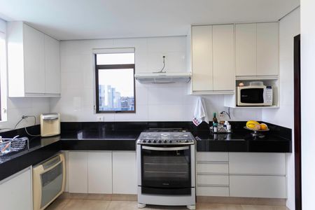 Apartamento à venda com 142m², 3 quartos e 4 vagasCozinha