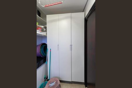 Apartamento à venda com 142m², 3 quartos e 4 vagasÁrea de serviço 