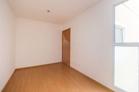 Quarto 2 de apartamento para alugar com 2 quartos, 52m² em Restinga, Porto Alegre