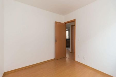 Quarto 1 de apartamento para alugar com 2 quartos, 52m² em Restinga, Porto Alegre