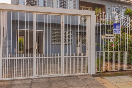 Casa para alugar com 80m², 2 quartos e 1 vagaFachada/placa