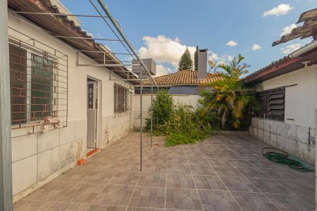 Casa para alugar com 80m², 2 quartos e 1 vagaPátio nos fundos