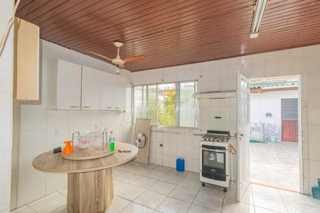 Casa para alugar com 80m², 2 quartos e 1 vagaCozinha