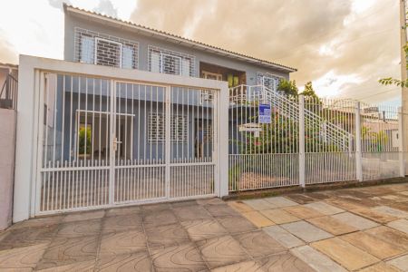 Casa para alugar com 80m², 2 quartos e 1 vagaFachada