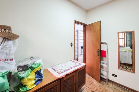 Casa à venda com 226m², 4 quartos e 3 vagas Casa à venda com 226m², 4 quartos e 3 vagasQuarto de Serviço