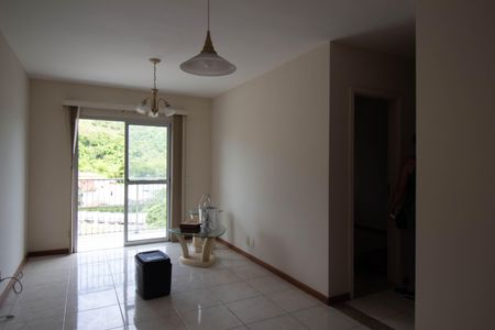 Apartamento para alugar com 2 quartos, 85m² em Cantagalo, Niterói