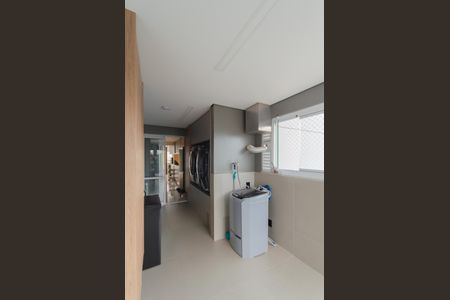Apartamento à venda com 254m², 3 quartos e 4 vagas Apartamento à venda com 254m², 3 quartos e 4 vagasÁrea de Serviço