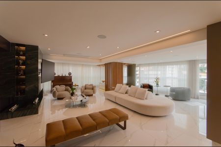 Apartamento à venda com 254m², 3 quartos e 4 vagas Apartamento à venda com 254m², 3 quartos e 4 vagasSala