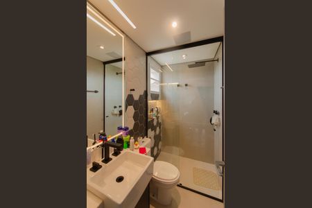 Apartamento à venda com 254m², 3 quartos e 4 vagas Apartamento à venda com 254m², 3 quartos e 4 vagasBanheiro da Suíte 3