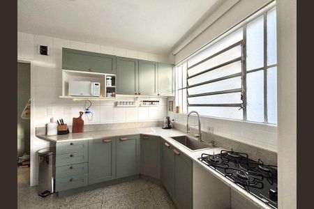 Cozinha  de apartamento para alugar com 2 quartos, 78m² em Jardim Botânico, Porto Alegre