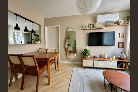 Sala  de apartamento para alugar com 2 quartos, 78m² em Jardim Botânico, Porto Alegre