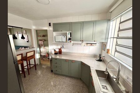 Cozinha  de apartamento para alugar com 2 quartos, 78m² em Jardim Botânico, Porto Alegre