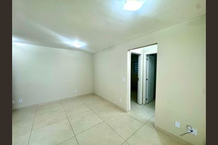 Apartamento para alugar com 50m², 2 quartos e 1 vagaSala