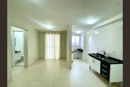 Apartamento para alugar com 50m², 2 quartos e 1 vagaSala