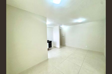 Apartamento para alugar com 50m², 2 quartos e 1 vagaSala