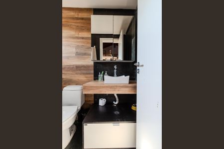 Casa de condomínio à venda com 185m², 2 quartos e 3 vagasBanheiro da Suíte 1