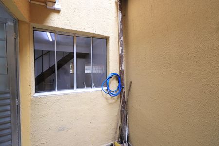 Casa para alugar com 39m², 2 quartos e 1 vagaÁrea de Serviço