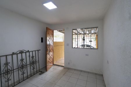 Casa para alugar com 39m², 2 quartos e 1 vagaSala