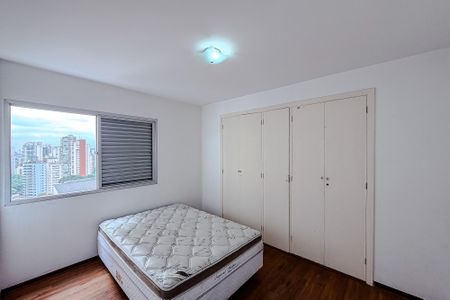 Apartamento para alugar com 110m², 3 quartos e 2 vagasQuarto 2