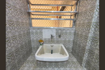 Apartamento para alugar com 59m², 2 quartos e sem vaga