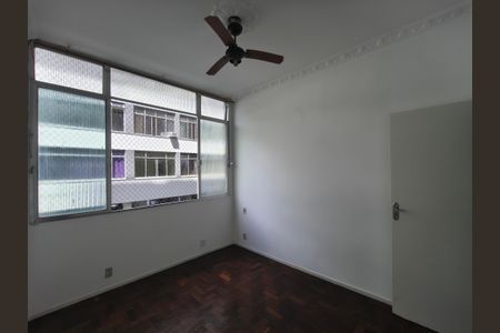 Apartamento para alugar com 59m², 2 quartos e sem vaga