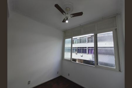 Apartamento para alugar com 59m², 2 quartos e sem vaga
