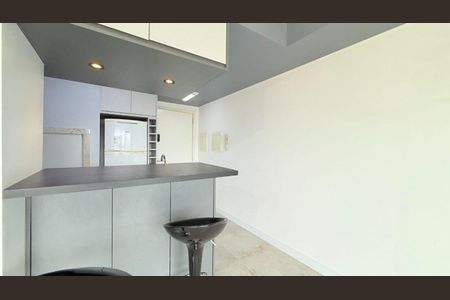 Apartamento para alugar com 39m², 1 quarto e 1 vagaSala / Cozinha 