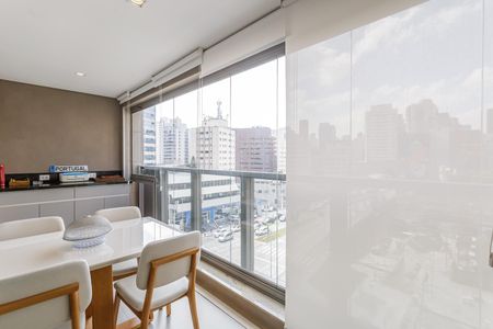 Sala de apartamento à venda com 2 quartos, 56m² em Vila Nova Conceição, São Paulo