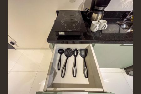 Cozinha de apartamento para alugar com 1 quarto, 28m² em Tatuapé, São Paulo