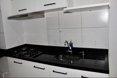 Casa para alugar com 34m², 2 quartos e sem vaga Casa para alugar com 34m², 2 quartos e sem vagaDetalhe - Cozinha Americana