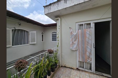 Casa à venda com 261m², 4 quartos e 2 vagas Casa à venda com 261m², 4 quartos e 2 vagasVaranda da Suíte 3
