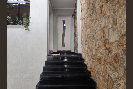 Casa à venda com 261m², 4 quartos e 2 vagas Casa à venda com 261m², 4 quartos e 2 vagasGaragem