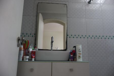 Casa à venda com 261m², 4 quartos e 2 vagasBanheiro da Suíte 2
