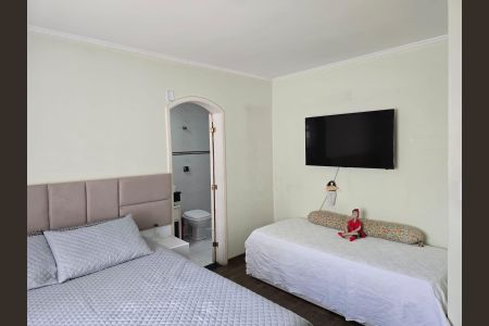 Casa à venda com 261m², 4 quartos e 2 vagas Casa à venda com 261m², 4 quartos e 2 vagasSuíte 01