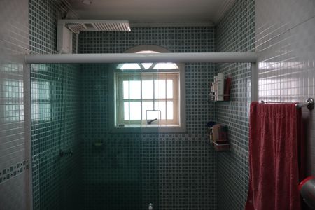 Casa à venda com 261m², 4 quartos e 2 vagasBanheiro da Suíte 2