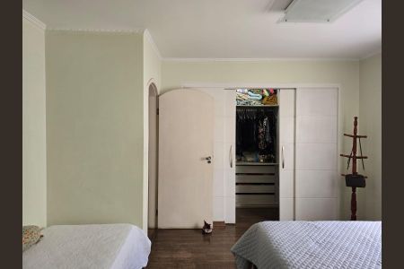 Casa à venda com 261m², 4 quartos e 2 vagas Casa à venda com 261m², 4 quartos e 2 vagasSuíte 01