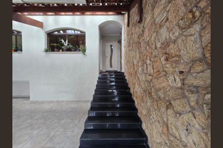 Casa à venda com 261m², 4 quartos e 2 vagas Casa à venda com 261m², 4 quartos e 2 vagasGaragem