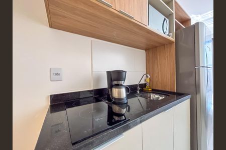 Cozinha de apartamento para alugar com 1 quarto, 27m² em Tatuapé, São Paulo