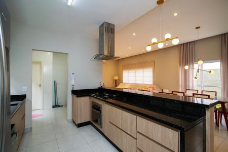 Casa de condomínio para alugar com 160m², 3 quartos e 3 vagas Casa de condomínio para alugar com 160m², 3 quartos e 3 vagasCozinha