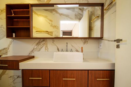 Casa de condomínio para alugar com 160m², 3 quartos e 3 vagas Casa de condomínio para alugar com 160m², 3 quartos e 3 vagasBanheiro Quarto 3