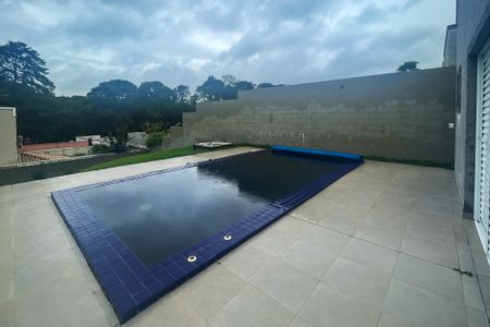 Casa de condomínio para alugar com 160m², 3 quartos e 3 vagas Casa de condomínio para alugar com 160m², 3 quartos e 3 vagasPiscina