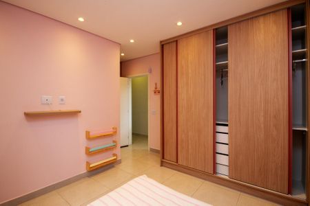 Casa de condomínio para alugar com 160m², 3 quartos e 3 vagas Casa de condomínio para alugar com 160m², 3 quartos e 3 vagasQuarto 2