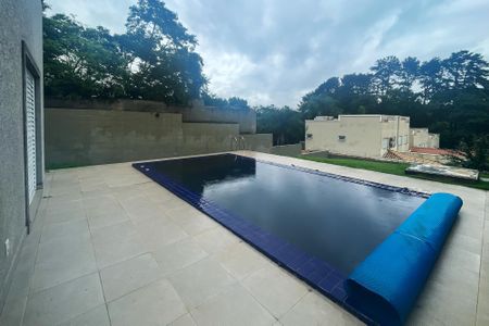 Casa de condomínio para alugar com 160m², 3 quartos e 3 vagas Casa de condomínio para alugar com 160m², 3 quartos e 3 vagasPiscina
