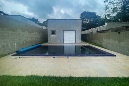 Casa de condomínio para alugar com 160m², 3 quartos e 3 vagas Casa de condomínio para alugar com 160m², 3 quartos e 3 vagasPiscina